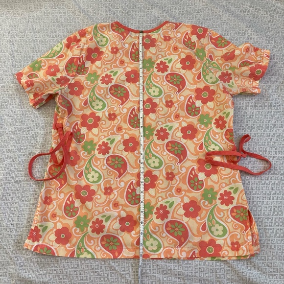 Scrub Top - Picture 2 of 2